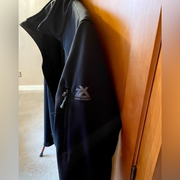 Black ZeroXposure men’s jacket size S, finished with water resistant fabric. - Picture 3 of 3